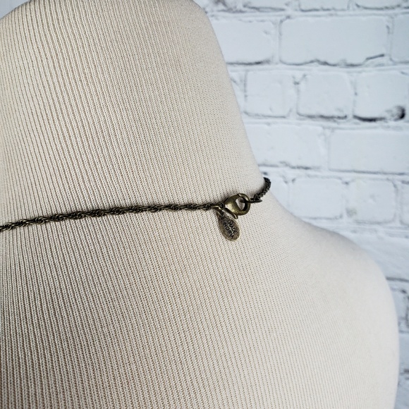 Goth inspired layered pendant necklace - Picture 2 of 4